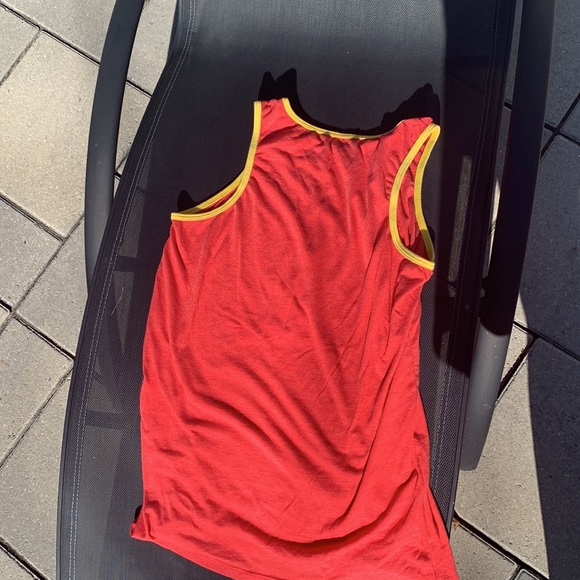 Steven Universe tank HotTopic - Picture 2 of 2